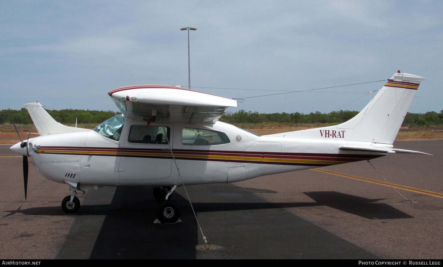 Aircraft Photo of VH-RAT | Cessna 210L Centurion II | AirHistory.net #580610