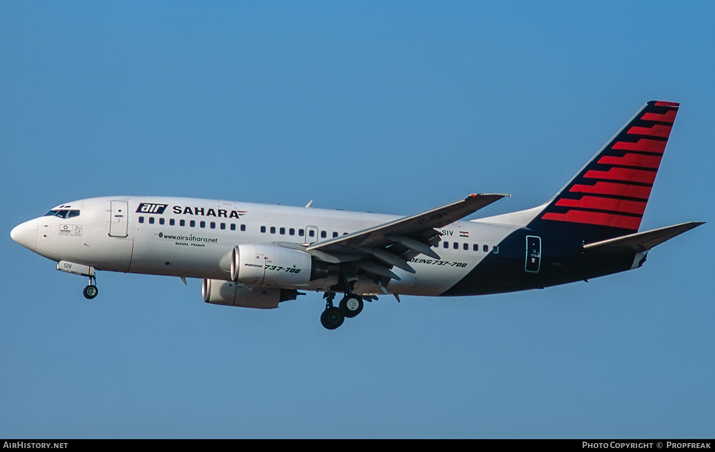 Aircraft Photo of VT-SIV | Boeing 737-7K9 | Air Sahara | AirHistory.net #580628