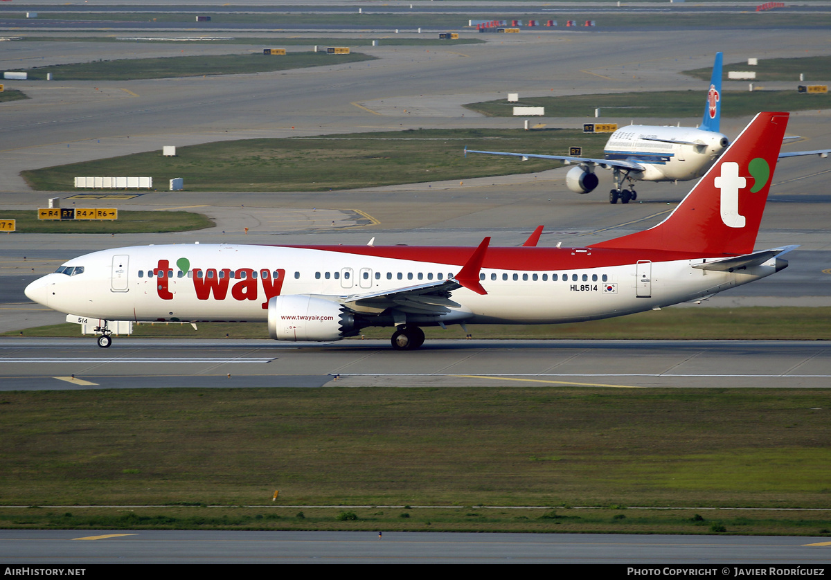 Aircraft Photo of HL8514 | Boeing 737-8 Max 8 | T'way Air | AirHistory.net #580800