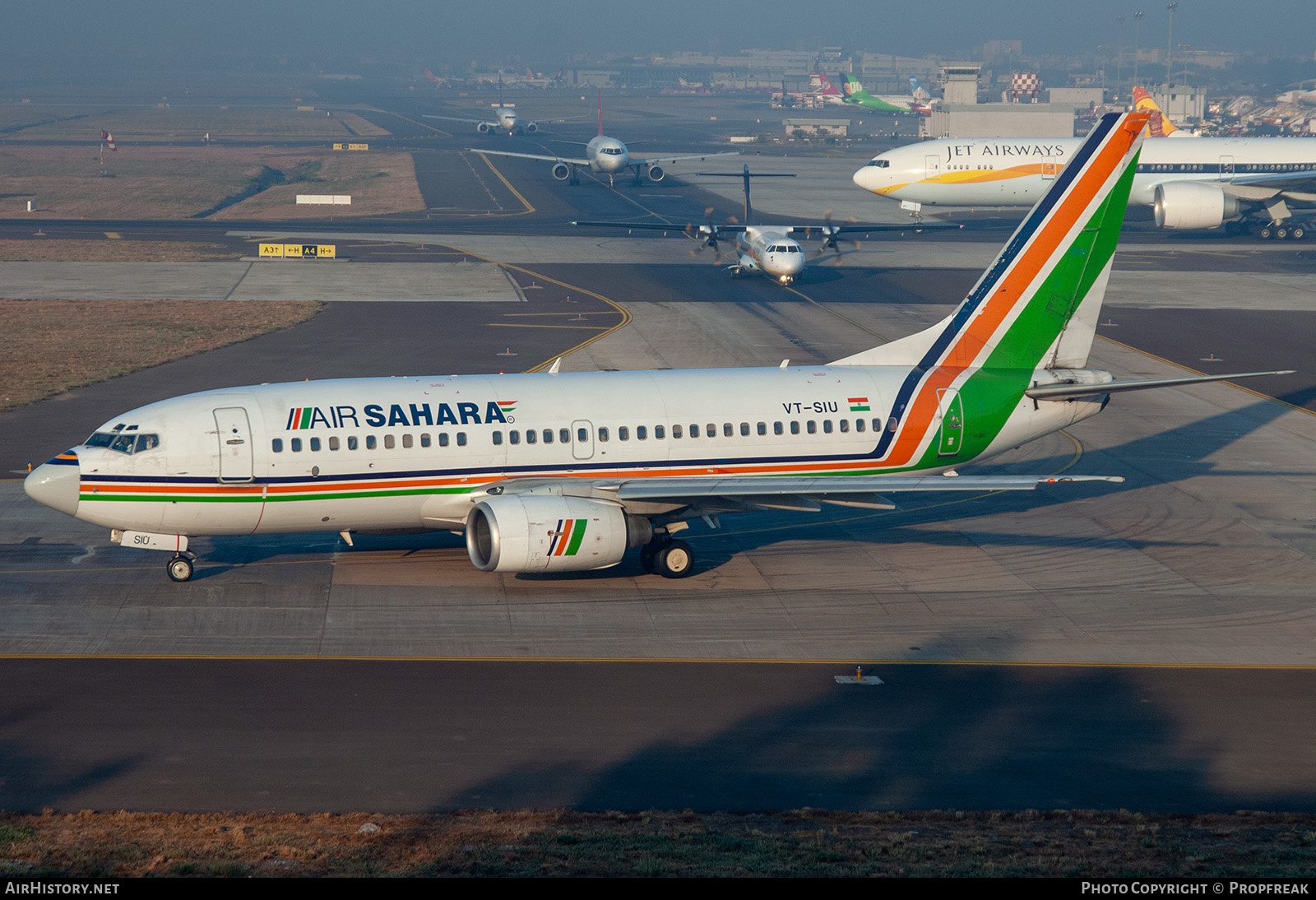 Aircraft Photo of VT-SIU | Boeing 737-7K9 | Air Sahara | AirHistory.net #580810