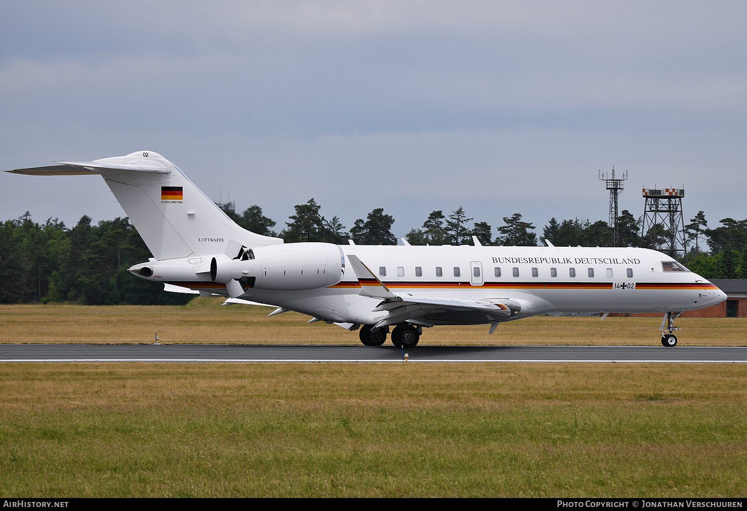 Aircraft Photo of 1402 | Bombardier Global 5000 (BD-700-1A11) | Germany - Air Force | AirHistory.net #580922