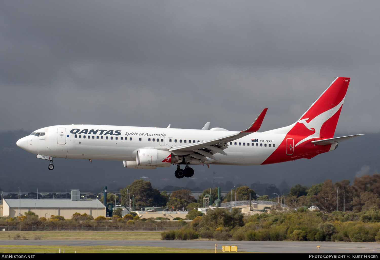 Aircraft Photo of VH-VXK | Boeing 737-838 | Qantas | AirHistory.net #581028