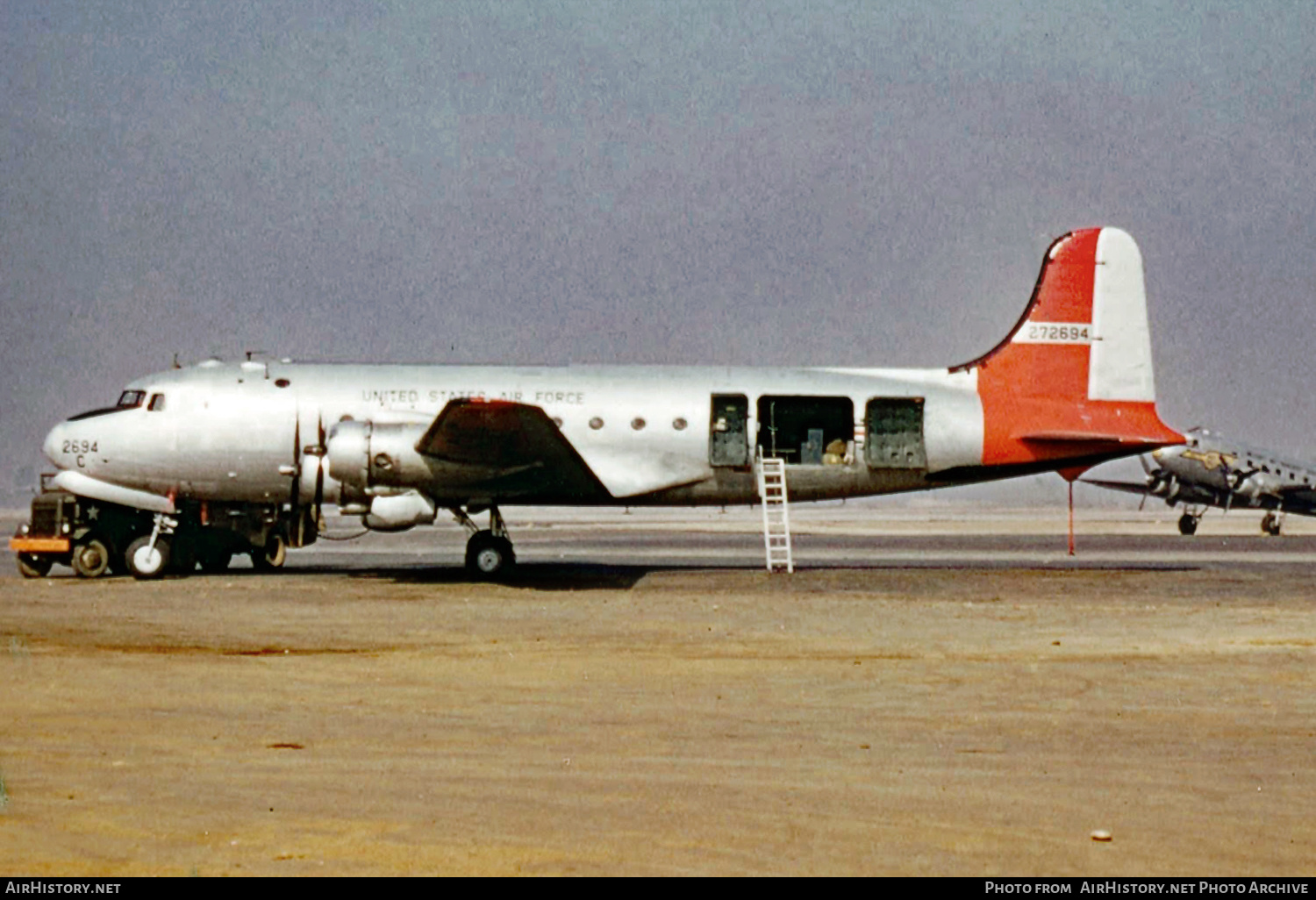 Aircraft Photo of 42-72694 / 272694 | Douglas C-54D Skymaster | USA - Air Force | AirHistory.net #581039