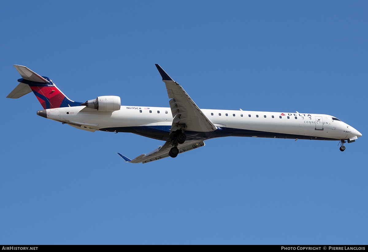 Aircraft Photo of N695CA | Bombardier CRJ-900ER (CL-600-2D24) | Delta Connection | AirHistory.net #581058