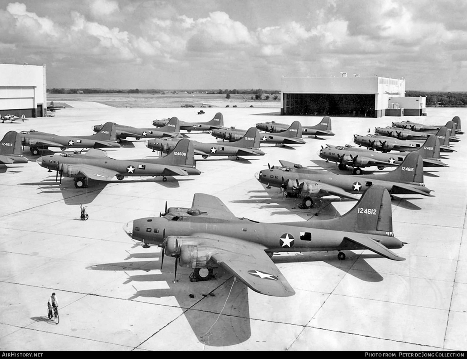 Aircraft Photo of 41-24612 | Boeing B-17F Flying Fortress | USA - Air Force | AirHistory.net #581066