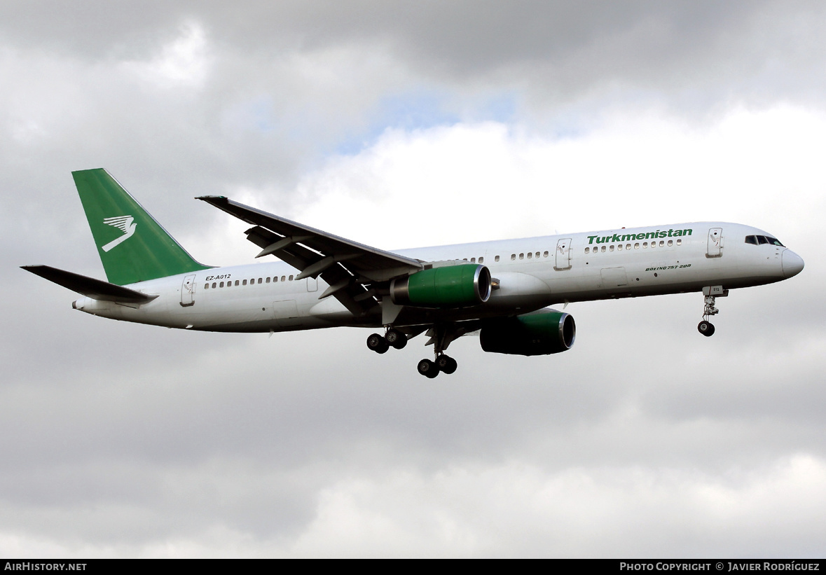 Aircraft Photo of EZ-A012 | Boeing 757-22K | Turkmenistan Airlines | AirHistory.net #581095