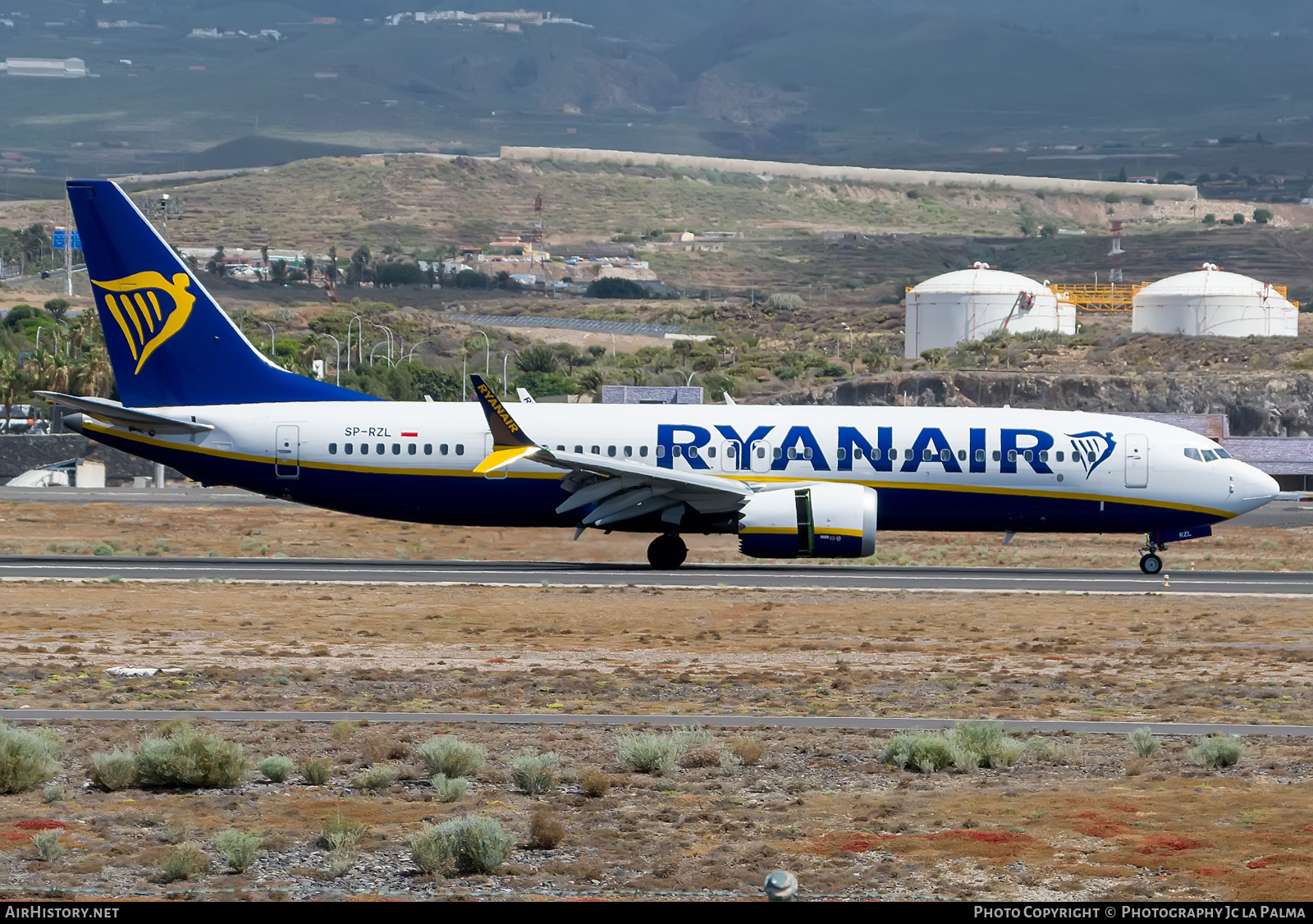 Aircraft Photo of SP-RZL | Boeing 737-8200 Max 200 | Ryanair | AirHistory.net #581260