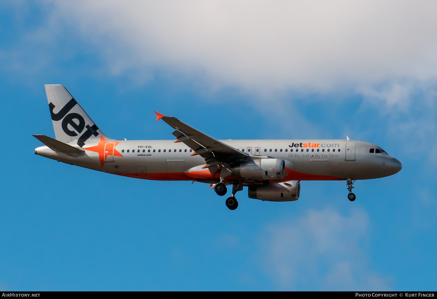 Aircraft Photo of VH-VQL | Airbus A320-232 | Jetstar Airways | AirHistory.net #581401