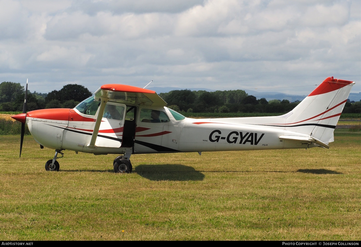Aircraft Photo of G-GYAV | Cessna 172N Skyhawk | AirHistory.net #581416