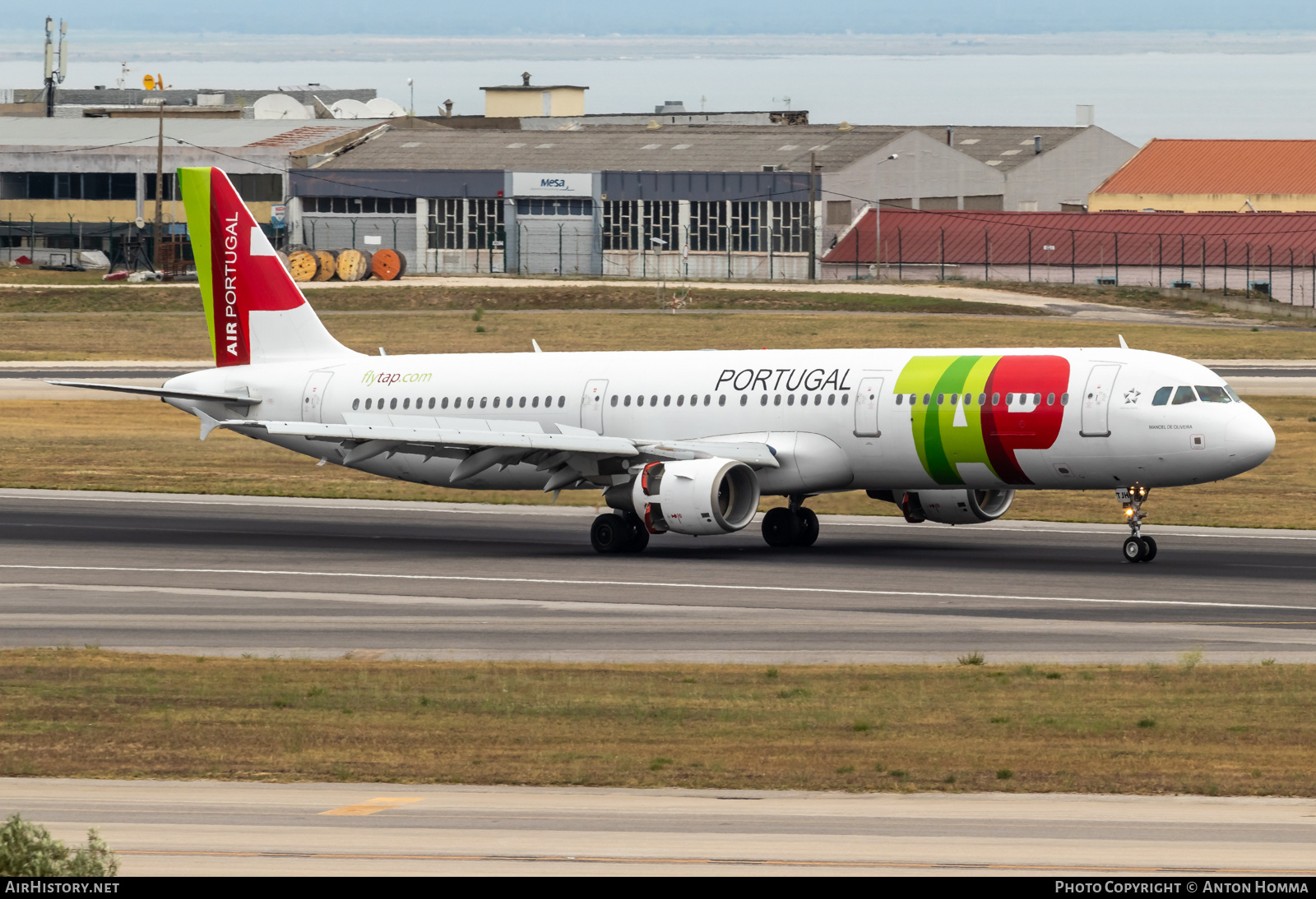 Aircraft Photo of CS-TJH | Airbus A321-211 | TAP Air Portugal | AirHistory.net #581454