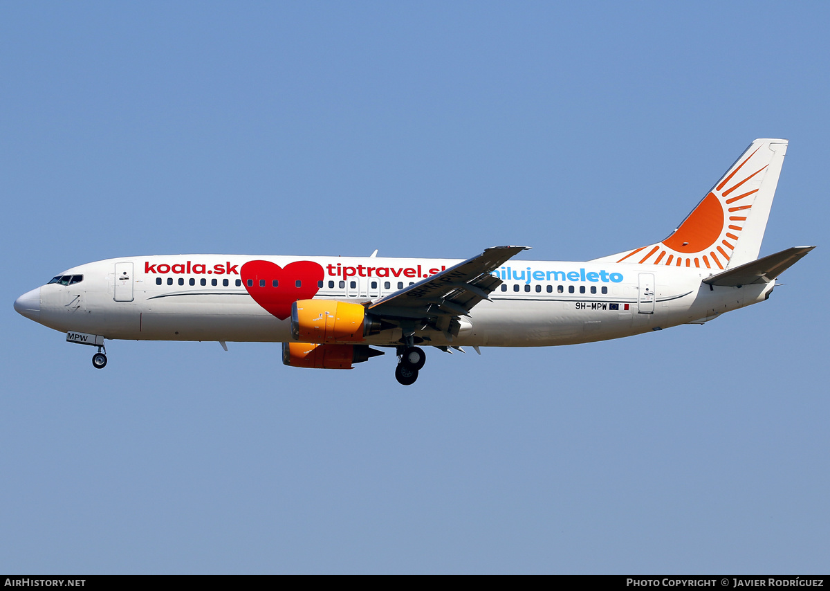 Aircraft Photo of 9H-MPW | Boeing 737-484 | Air Horizont | AirHistory.net #581540