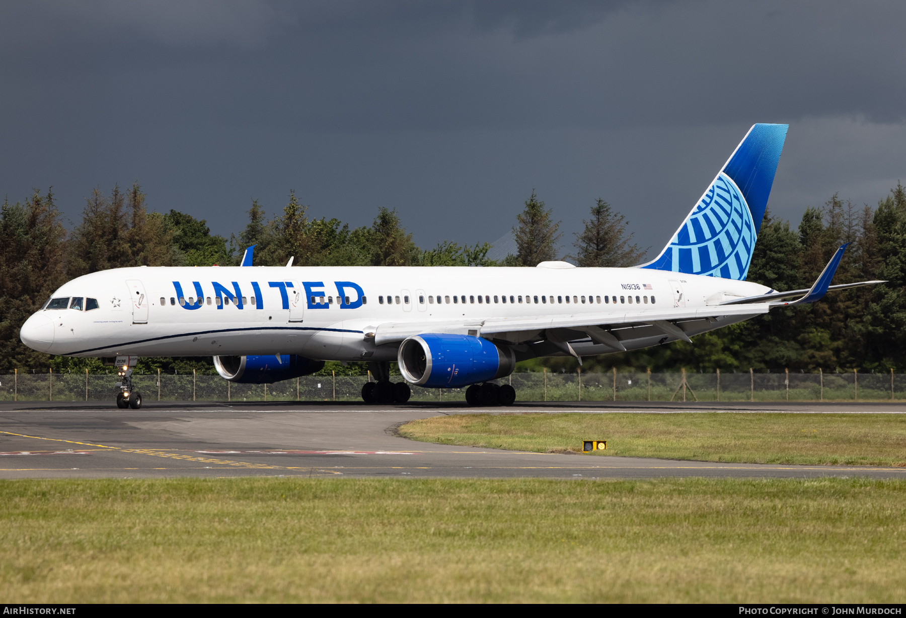 Aircraft Photo of N19136 | Boeing 757-224 | United Airlines | AirHistory.net #581865