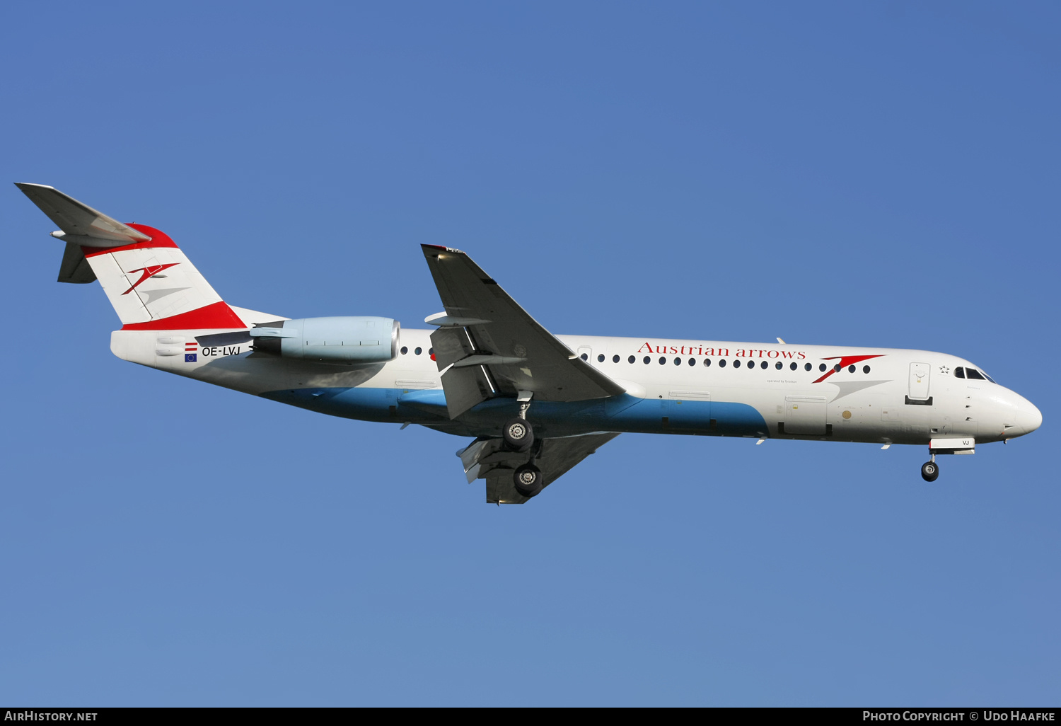 Aircraft Photo of OE-LVJ | Fokker 100 (F28-0100) | Austrian Arrows | AirHistory.net #581898