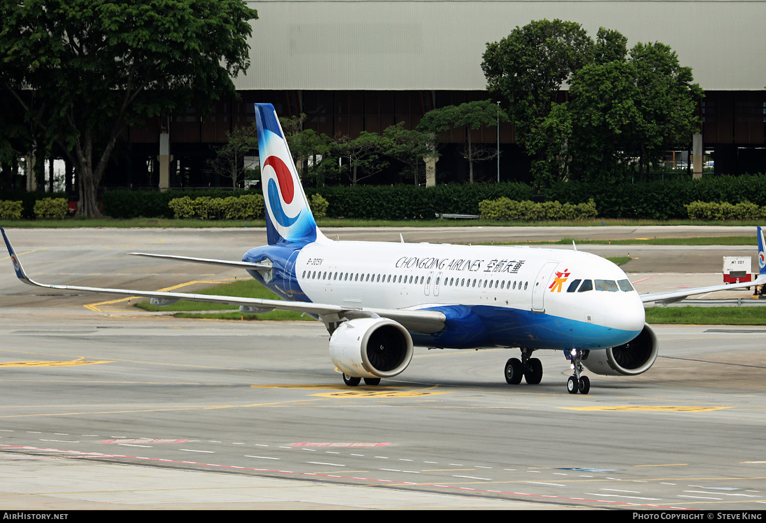 Aircraft Photo of B-305N | Airbus A320-251N | Chongqing Airlines | AirHistory.net #581977