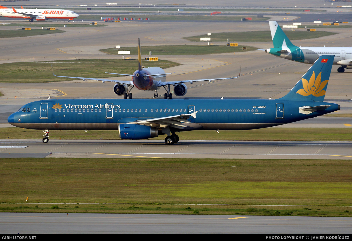 Aircraft Photo of VN-A602 | Airbus A321-231 | Vietnam Airlines | AirHistory.net #581989