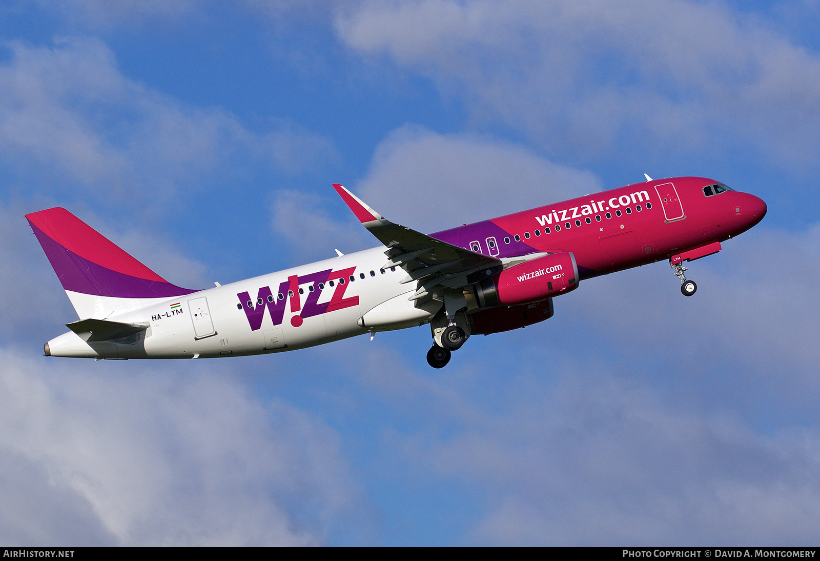 Aircraft Photo of HA-LYM | Airbus A320-232 | Wizz Air | AirHistory.net #582067