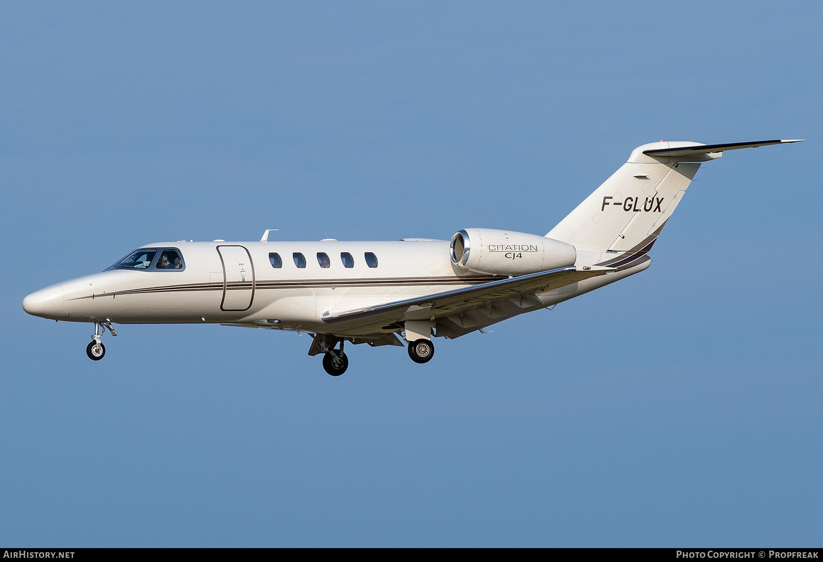 Aircraft Photo of F-GLUX | Cessna 525C CitationJet CJ4 | AirHistory.net #582117