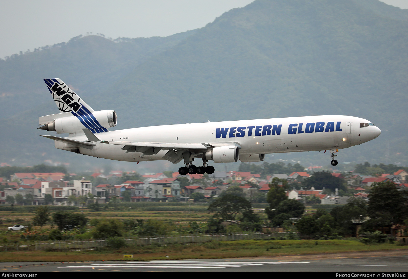 Aircraft Photo of N799JN | McDonnell Douglas MD-11F | Western Global Airlines - WGA | AirHistory.net #582143