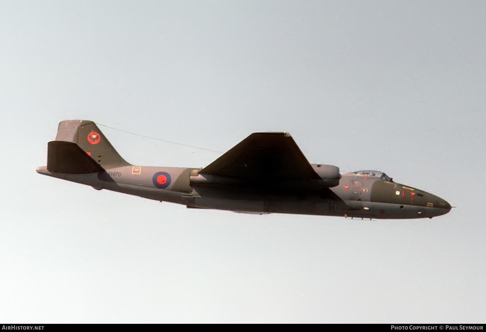 Aircraft Photo of XH170 | English Electric Canberra PR9 | UK - Air Force | AirHistory.net #582211