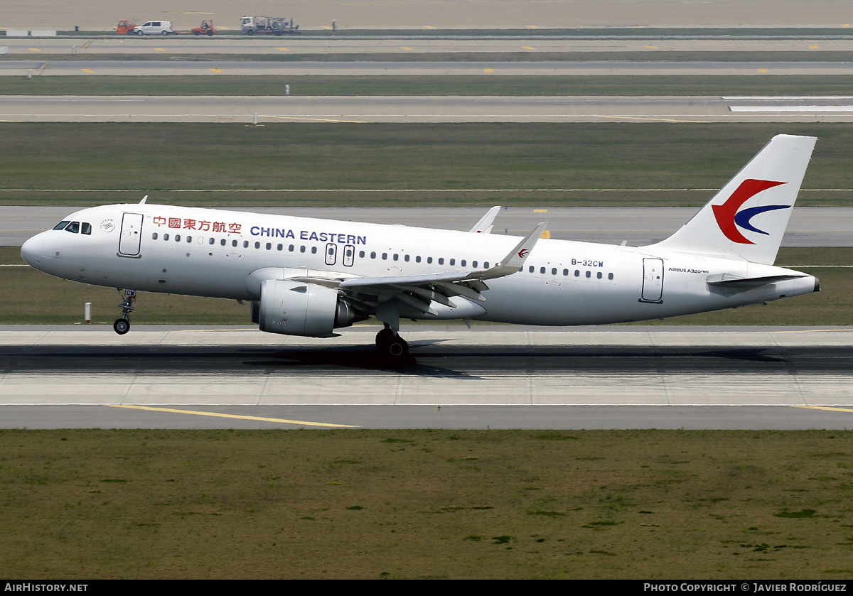 Aircraft Photo of B-32CW | Airbus A320-251N | China Eastern Airlines | AirHistory.net #582252