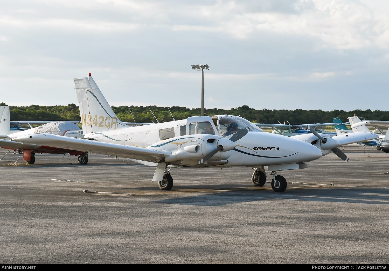 Aircraft Photo of N342GR | Piper PA-34-200 Seneca | AirHistory.net #582253