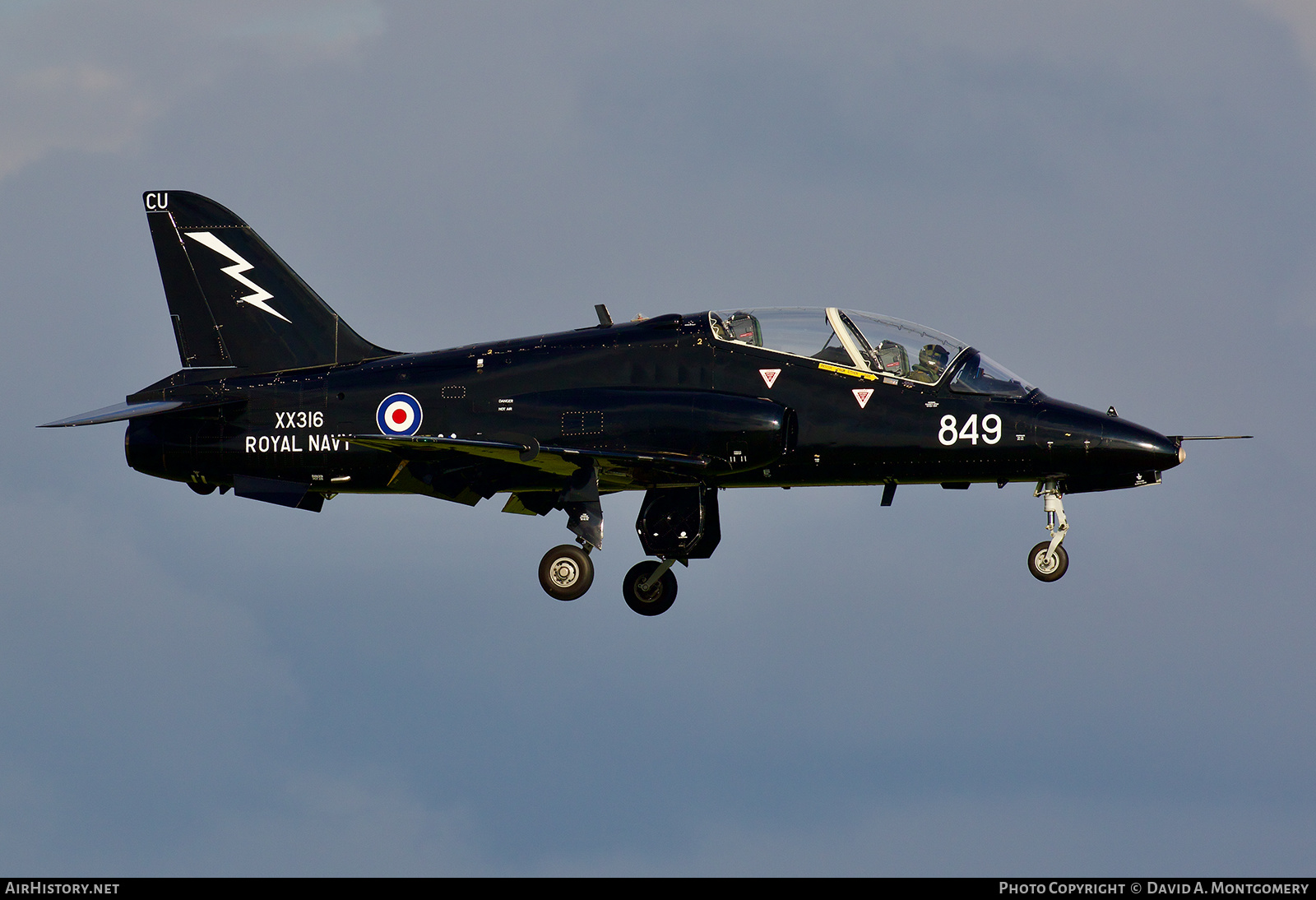 Aircraft Photo of XX316 | British Aerospace Hawk T1A | UK - Navy | AirHistory.net #582309