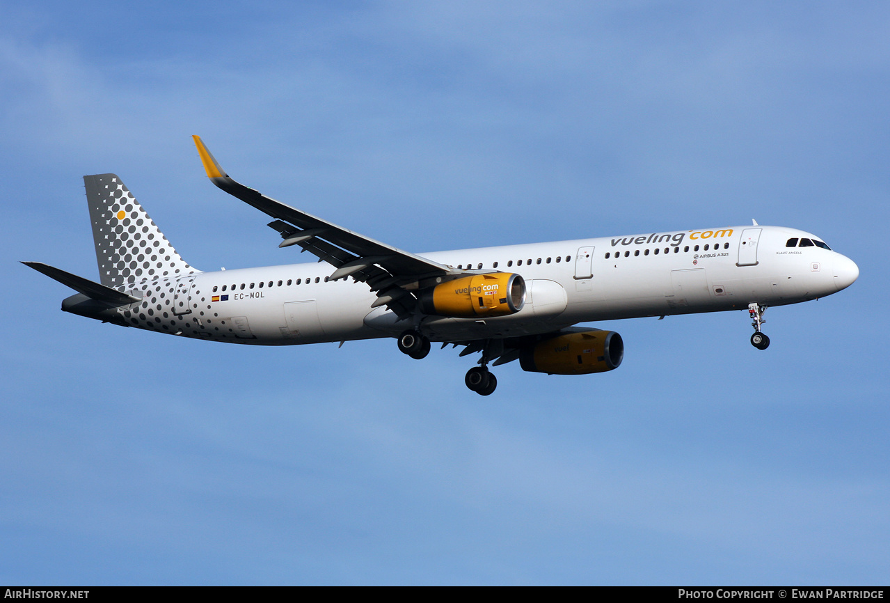 Aircraft Photo of EC-MQL | Airbus A321-231 | Vueling Airlines | AirHistory.net #582339