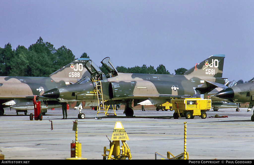 Aircraft Photo of 68-0581 / AF68-581 | McDonnell RF-4C Phantom II | USA - Air Force | AirHistory.net #582360