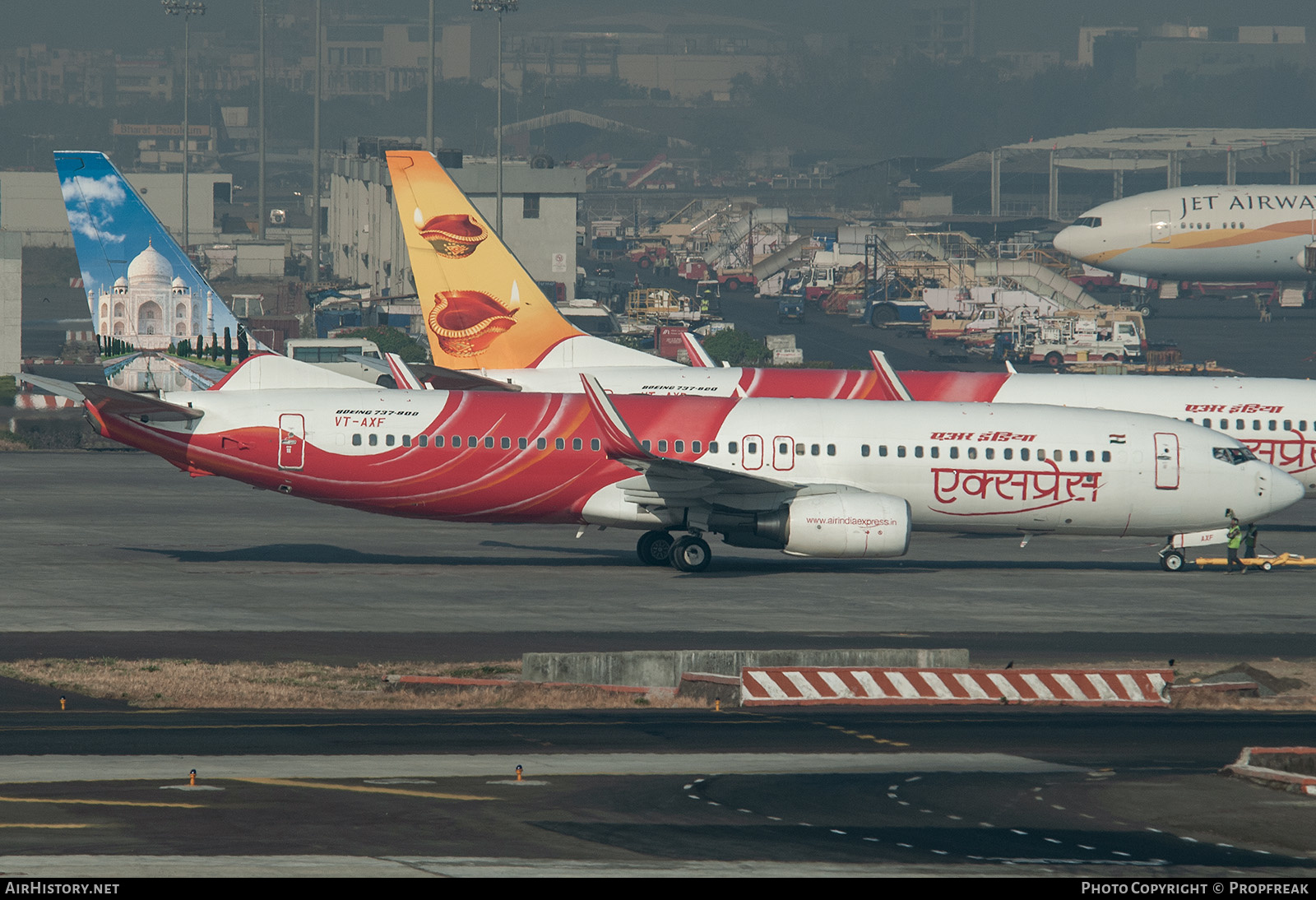 Aircraft Photo of VT-AXF | Boeing 737-8Q8 | Air India Express | AirHistory.net #582427