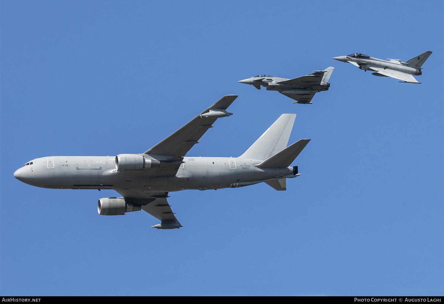 Aircraft Photo of MM62227 | Boeing KC-767A (767-2EY/ER) | Italy - Air Force | AirHistory.net #582477