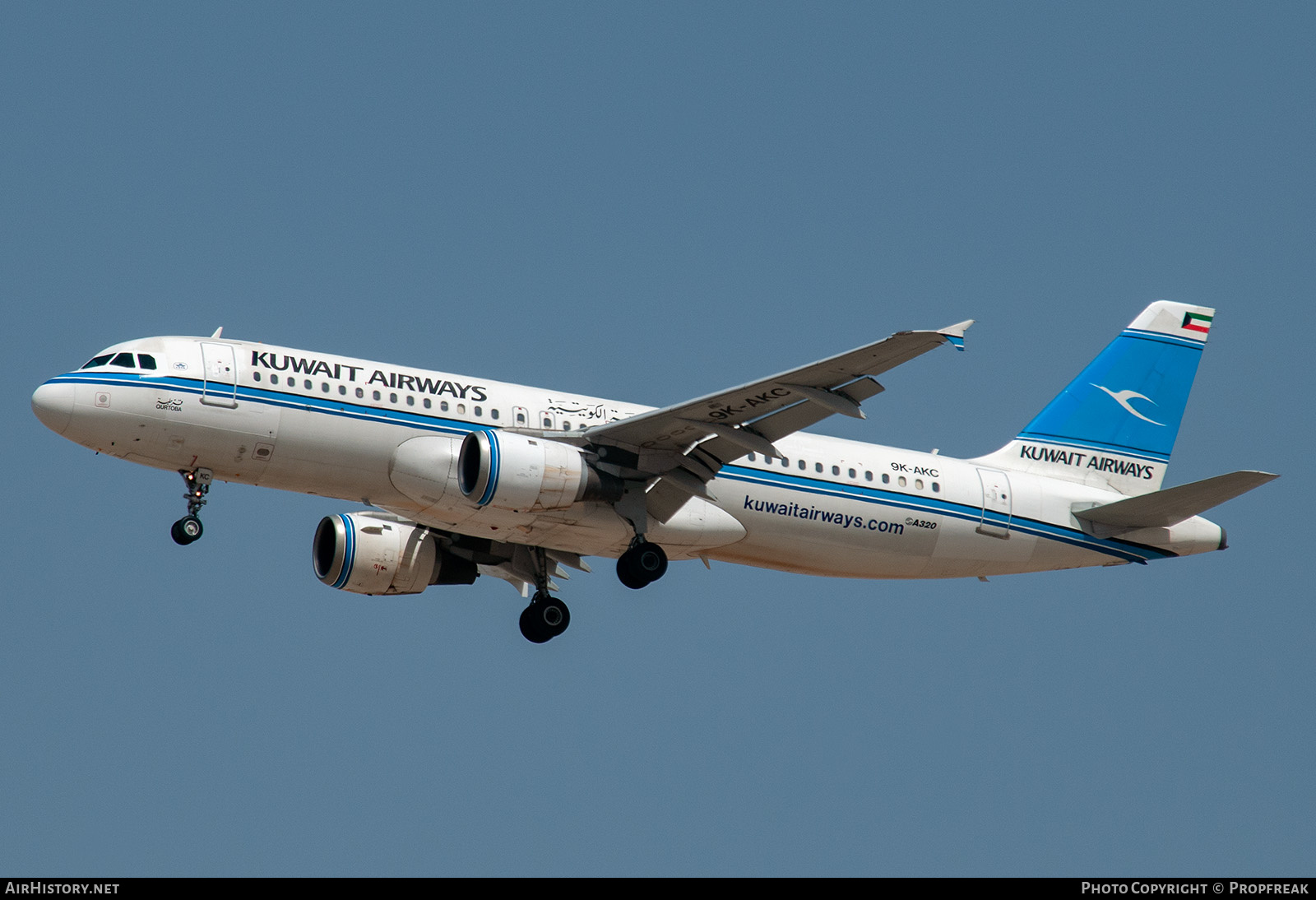 Aircraft Photo of 9K-AKC | Airbus A320-212 | Kuwait Airways | AirHistory.net #582505