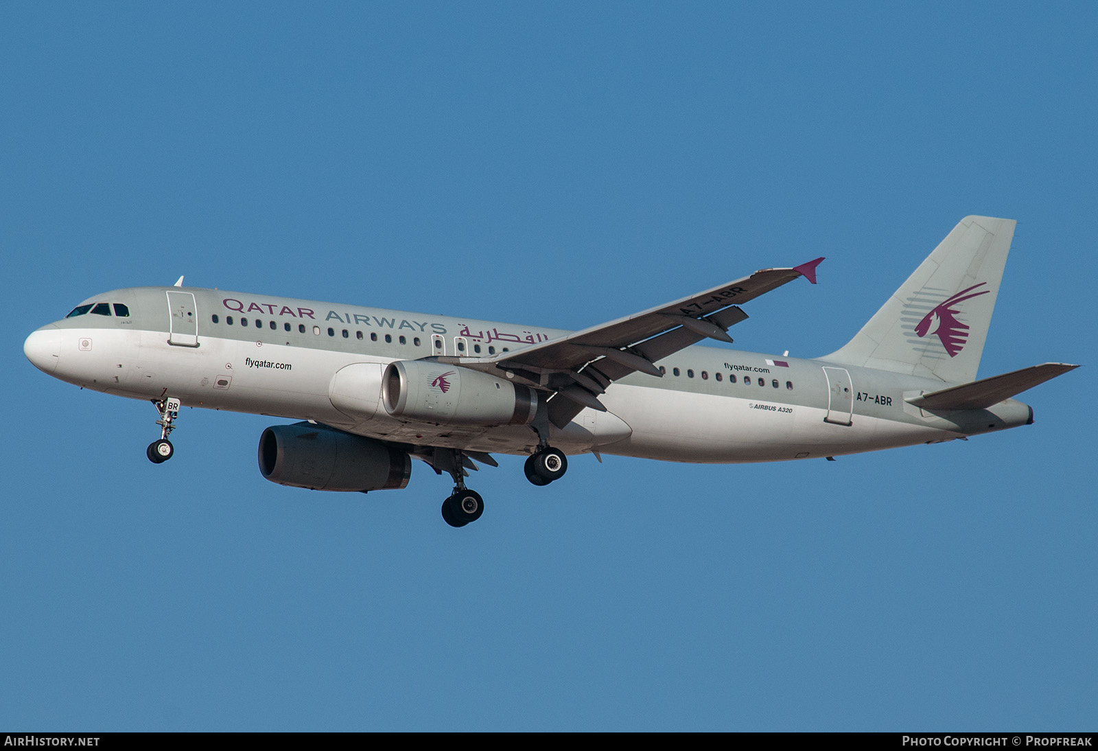 Aircraft Photo of A7-ABR | Airbus A320-232 | Qatar Airways | AirHistory.net #582522