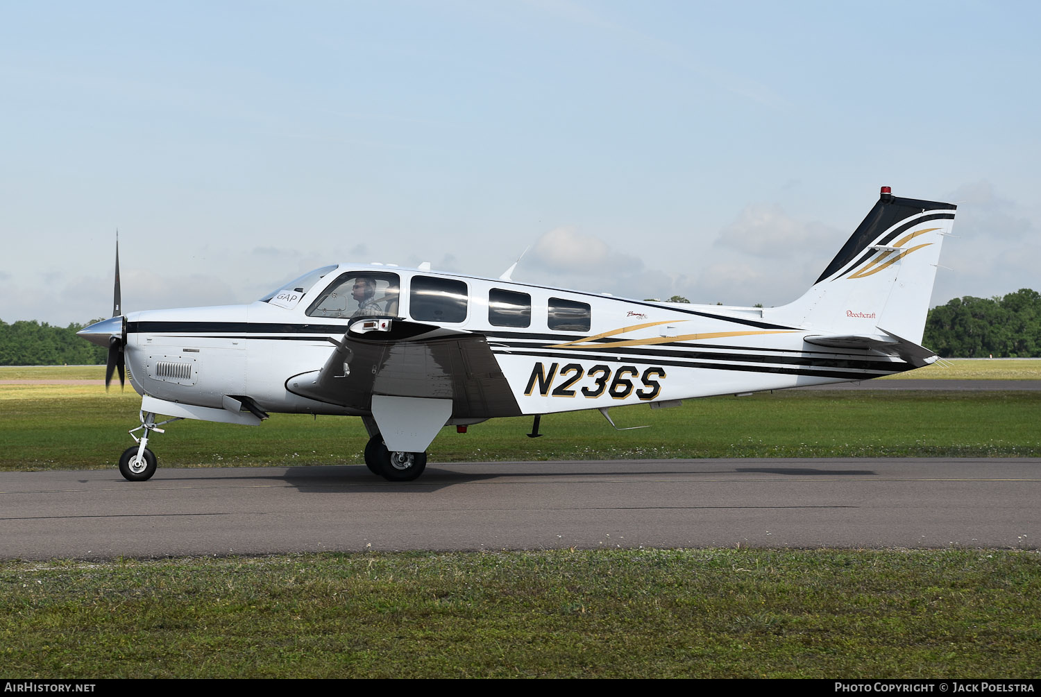 Aircraft Photo of N236S | Beech S35 Bonanza | AirHistory.net #582553