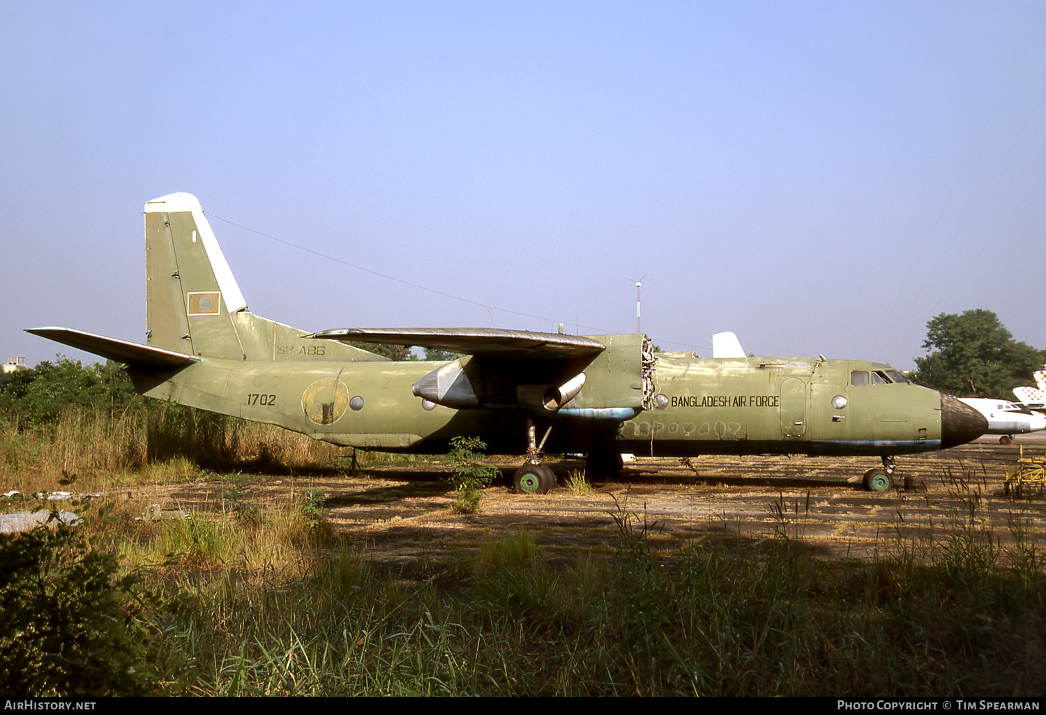 Aircraft Photo of 1702 | Antonov An-26 | Bangladesh - Air Force | AirHistory.net #582603