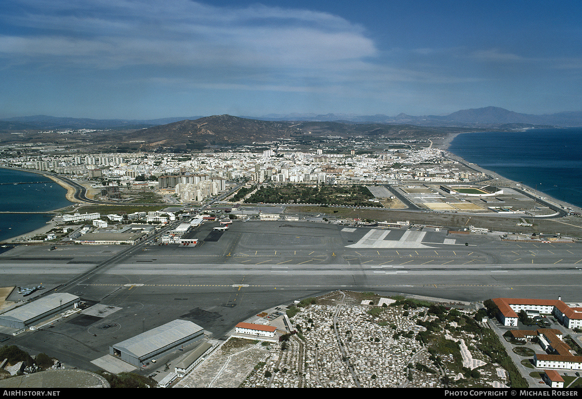 Airport photo of Gibraltar - North Front (LXGB / GIB) in Gibraltar | AirHistory.net #582689
