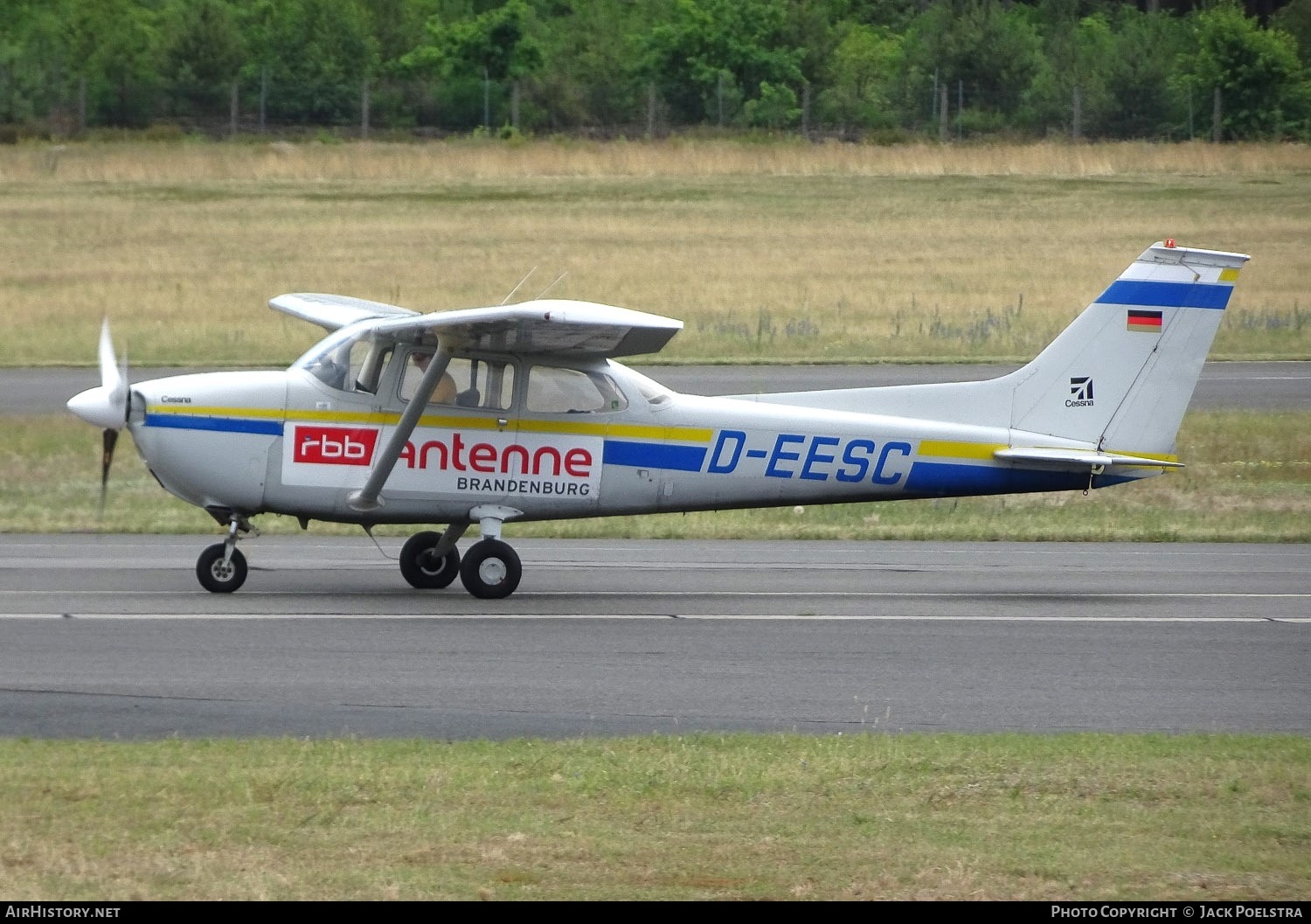 Aircraft Photo of D-EESC | Reims F172M Skyhawk II | AirHistory.net #582708