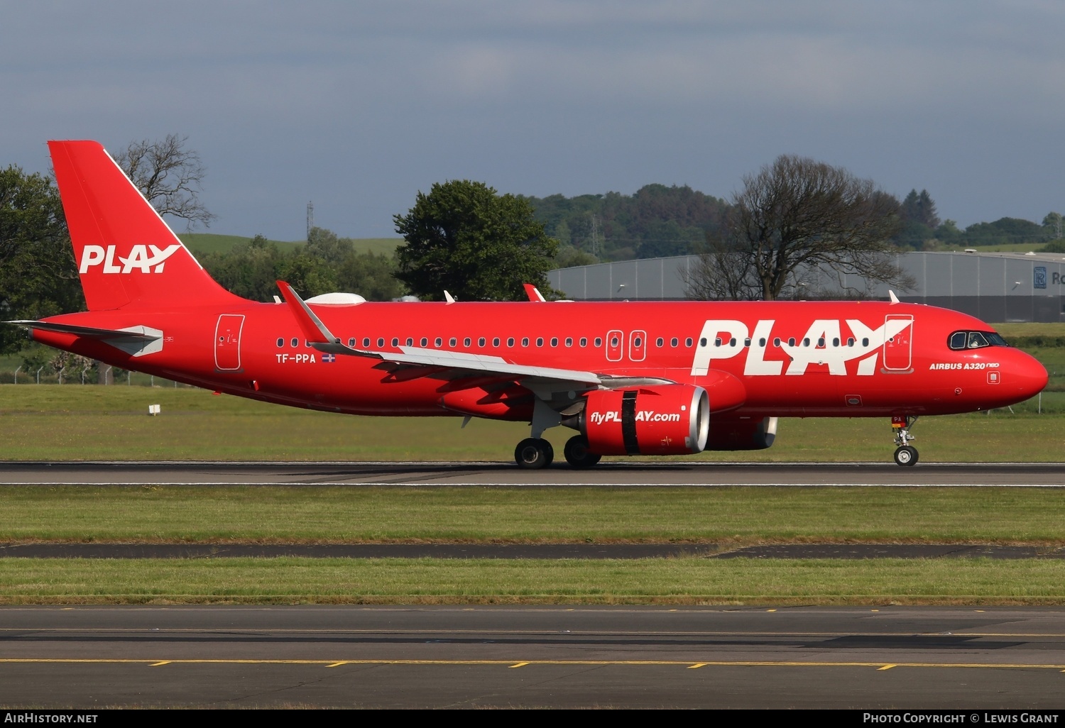 Aircraft Photo of TF-PPA | Airbus A320-251N | Play | AirHistory.net #582743