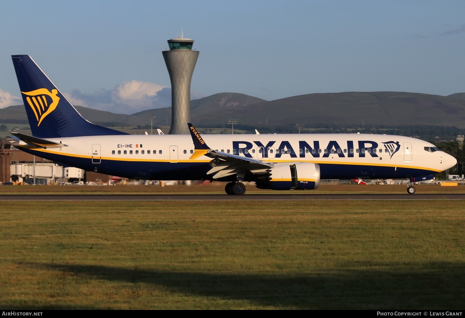 Aircraft Photo of EI-IHE | Boeing 737-8200 Max 200 | Ryanair | AirHistory.net #582837