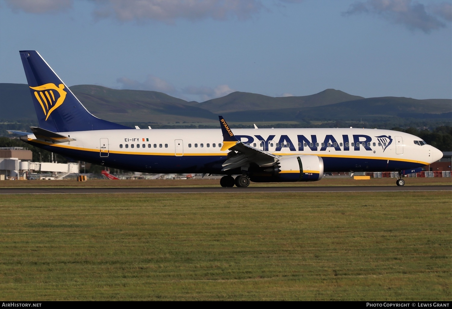 Aircraft Photo of EI-IFY | Boeing 737-8200 Max 200 | Ryanair | AirHistory.net #582914