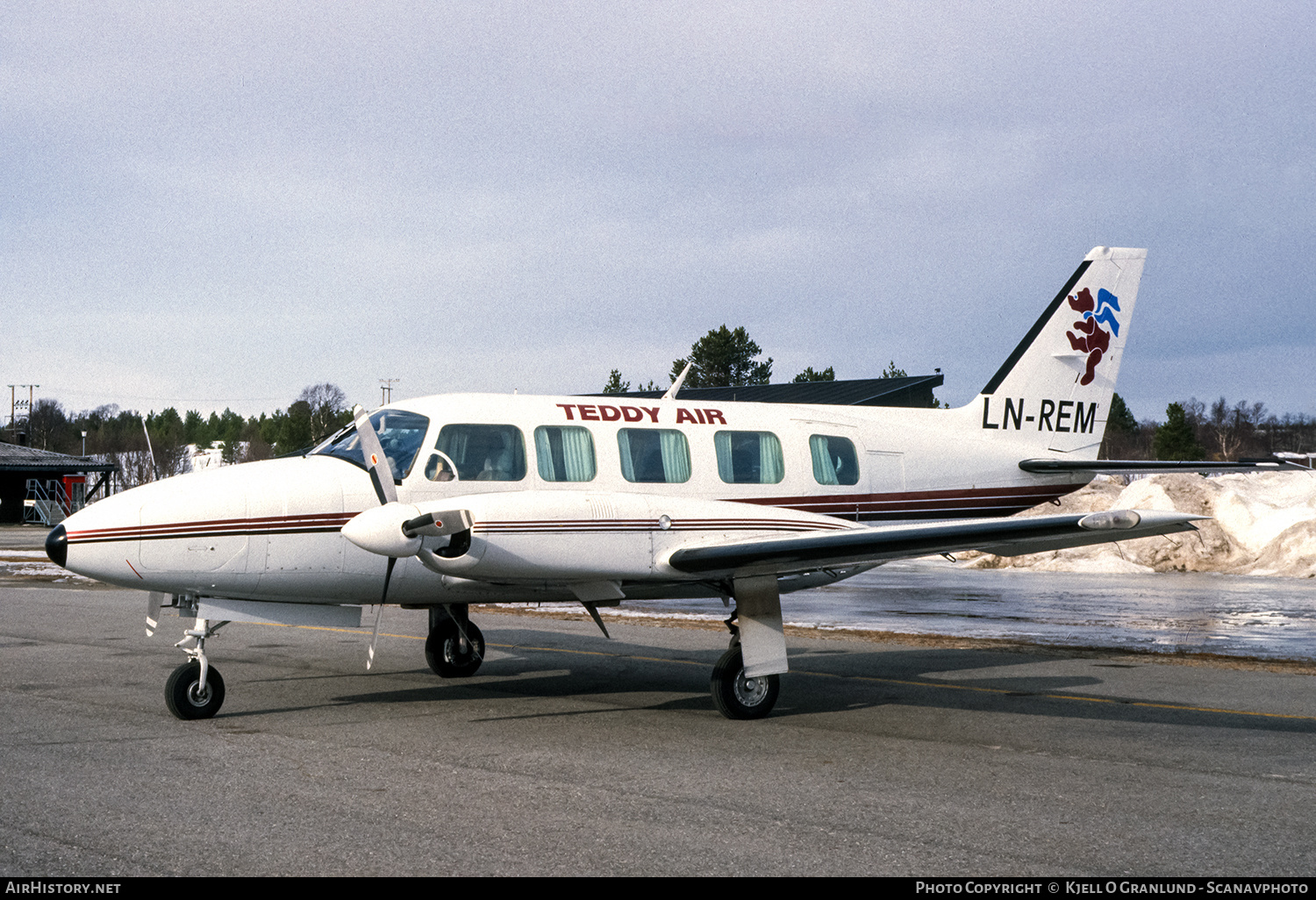 Aircraft Photo of LN-REM | Piper PA-31-350 Chieftain | Teddy Air | AirHistory.net #582929