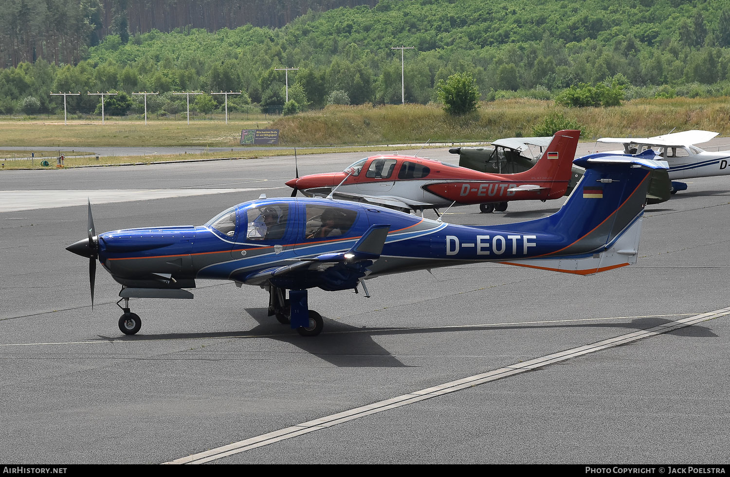 Aircraft Photo of D-EOTF | Diamond DA50 RG | AirHistory.net #582951