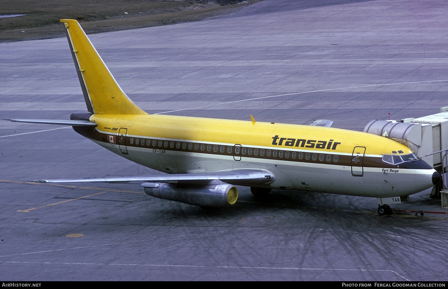 Aircraft Photo of CF-TAR | Boeing 737-248 | Transair | AirHistory.net #582972
