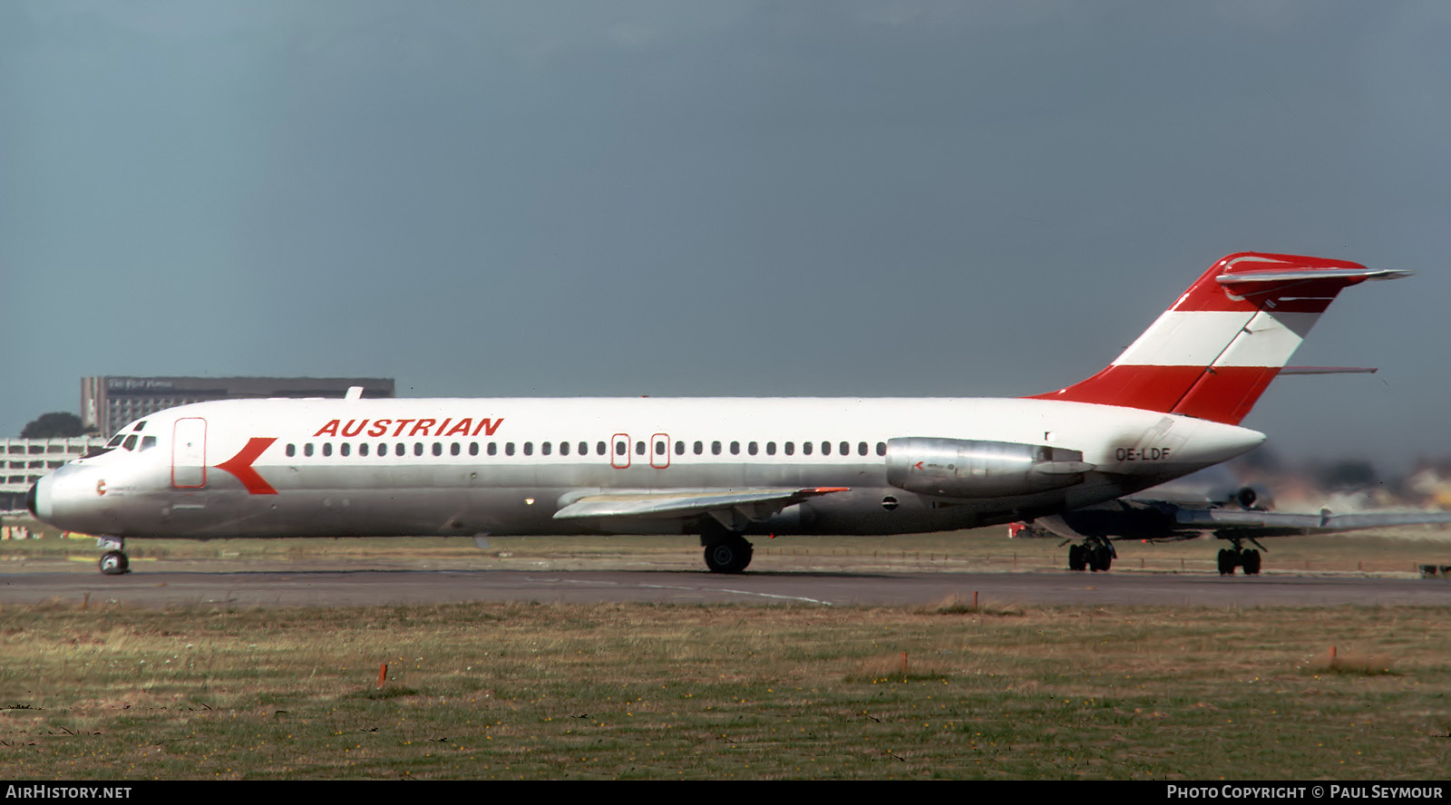 Aircraft Photo of OE-LDF | McDonnell Douglas DC-9-32 | Austrian Airlines | AirHistory.net #582983