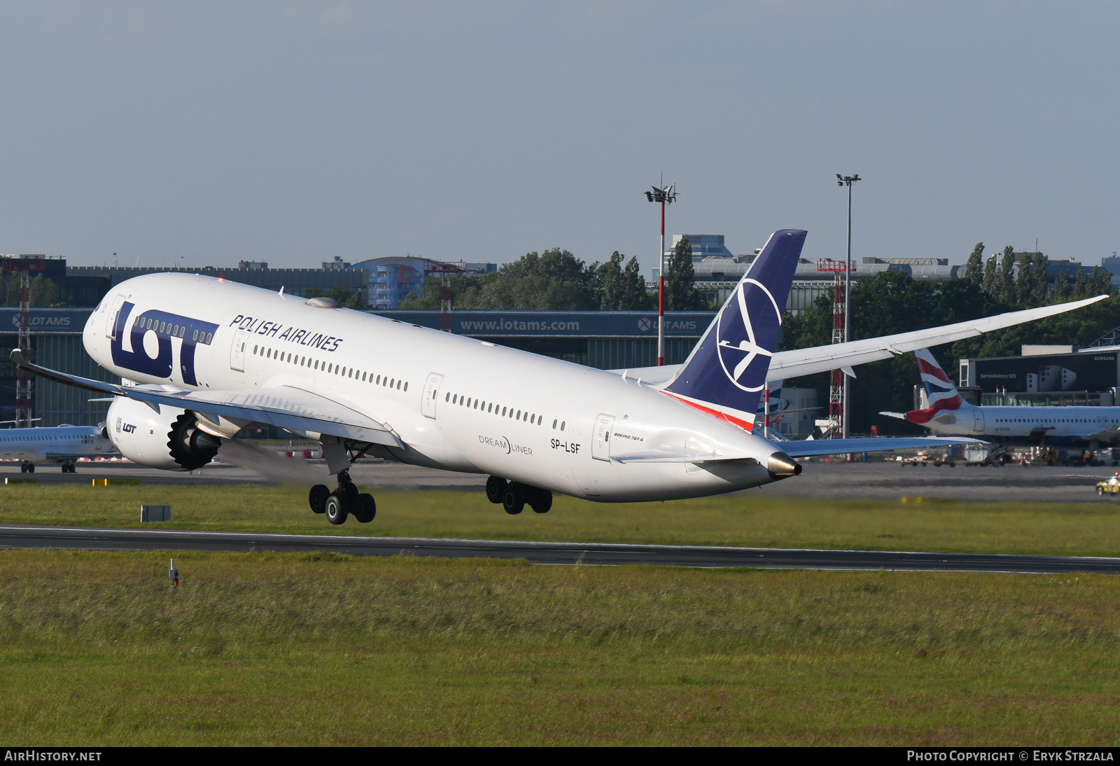 Aircraft Photo of SP-LSF | Boeing 787-9 Dreamliner | LOT Polish Airlines - Polskie Linie Lotnicze | AirHistory.net #583009