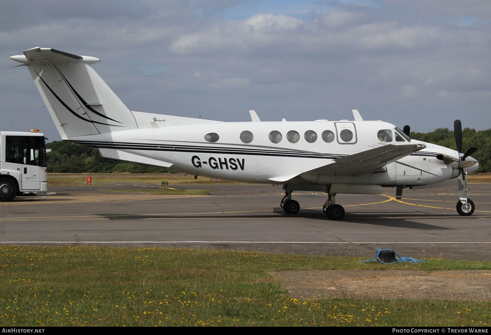 Aircraft Photo of G-GHSV | Beech 200 Super King Air | AirHistory.net #583045