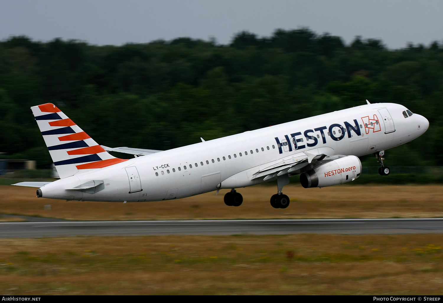 Aircraft Photo of LY-CCK | Airbus A320-232 | Heston Airlines | AirHistory.net #583064