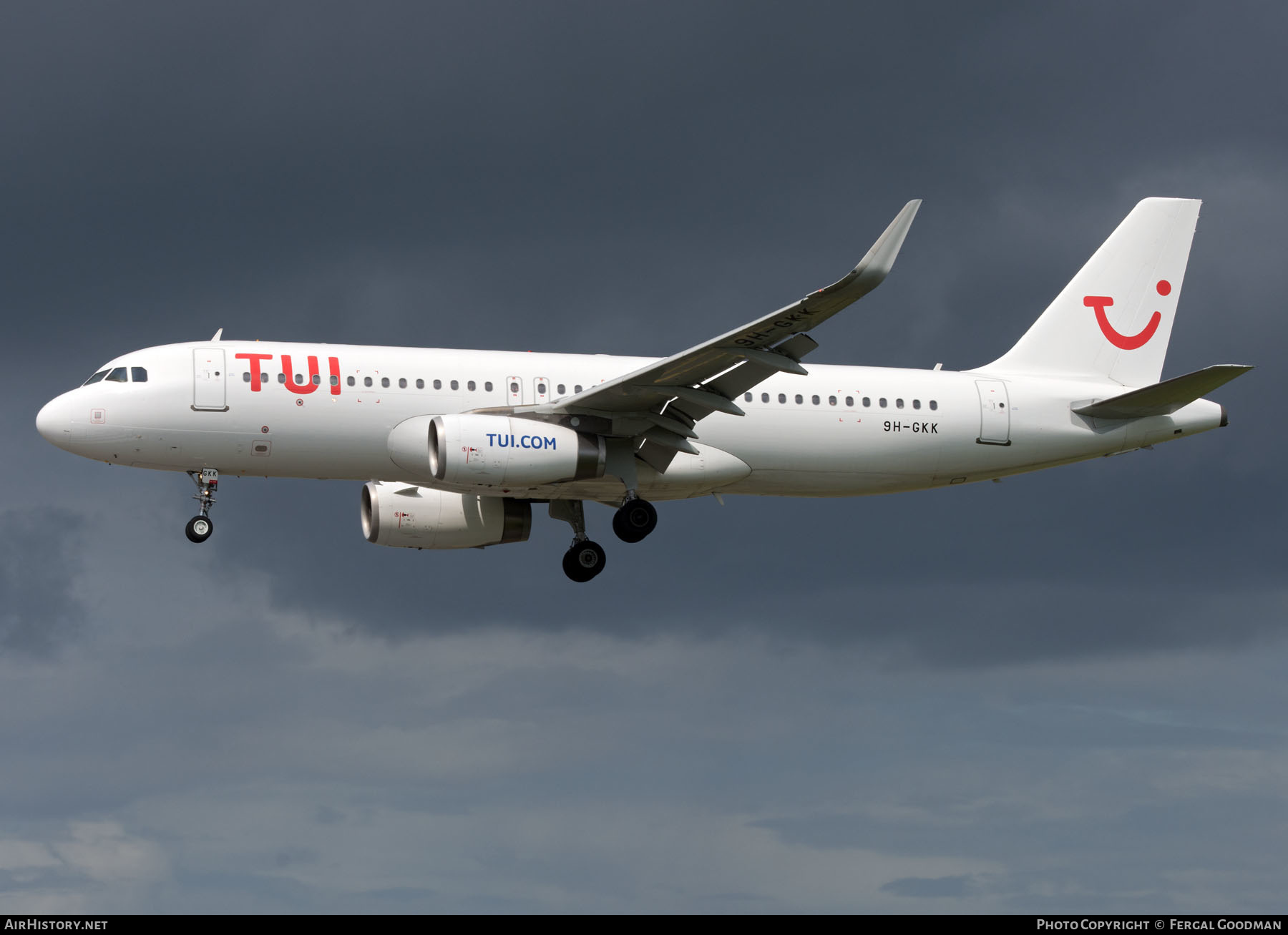 Aircraft Photo of 9H-GKK | Airbus A320-232 | TUI | AirHistory.net #583073