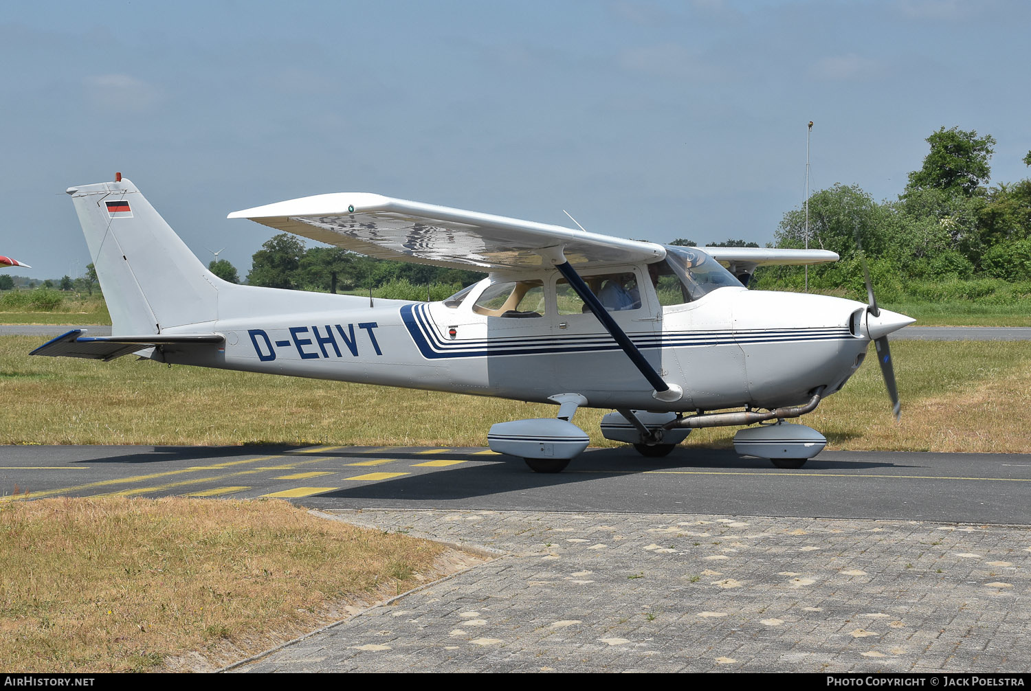Aircraft Photo of D-EHVT | Reims F172N Skyhawk II | AirHistory.net #583151