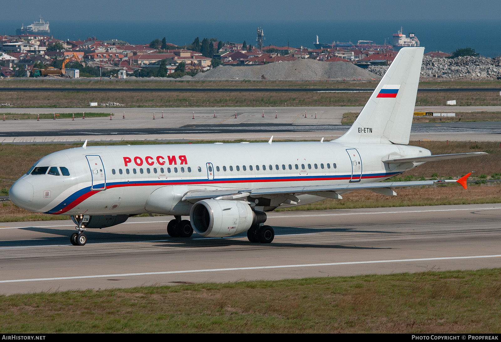 Aircraft Photo of EI-ETN | Airbus A319-111 | Rossiya - Russian Airlines | AirHistory.net #583232