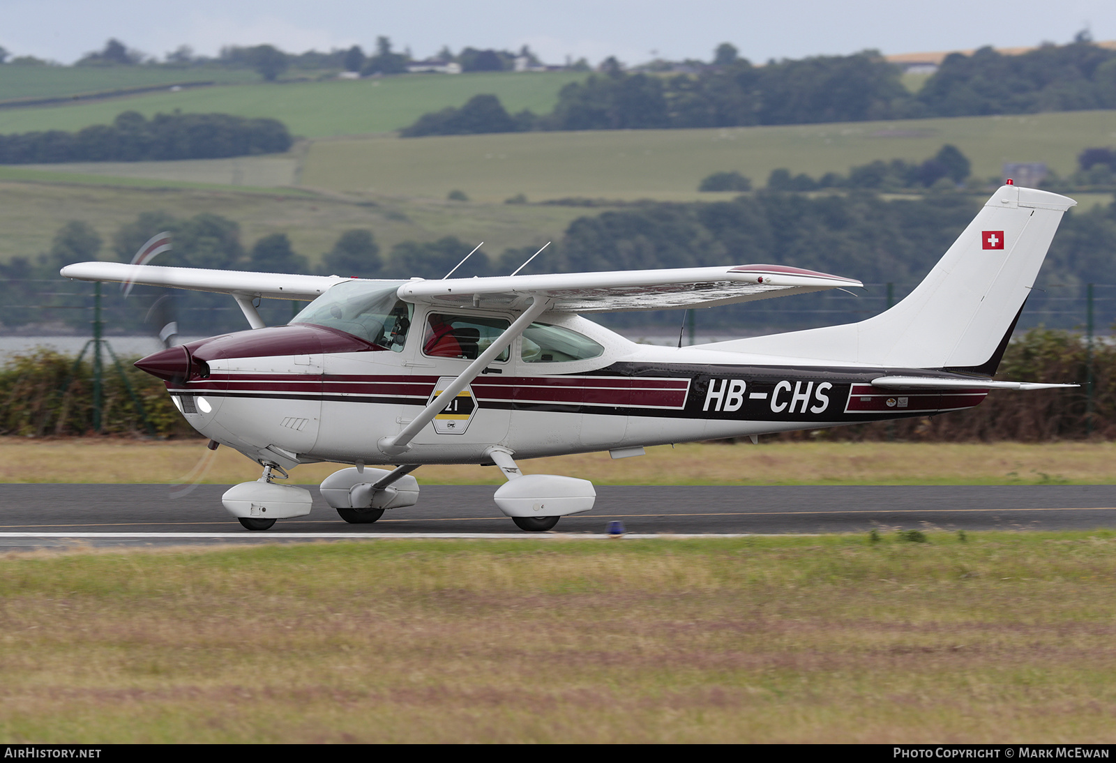 Aircraft Photo of HB-CHS | Cessna 182R Skylane | AirHistory.net #583294